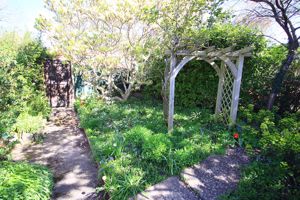 Photo 29- click for photo gallery